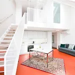 Julius 27 - Duplex Apartment 5 Mins To City Center